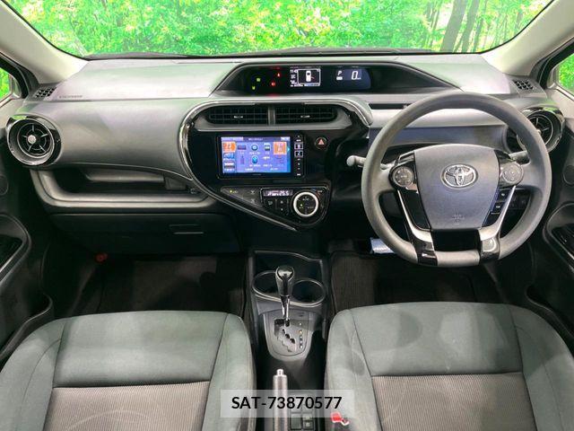 Toyota AQUA 2018-03 7057426-1