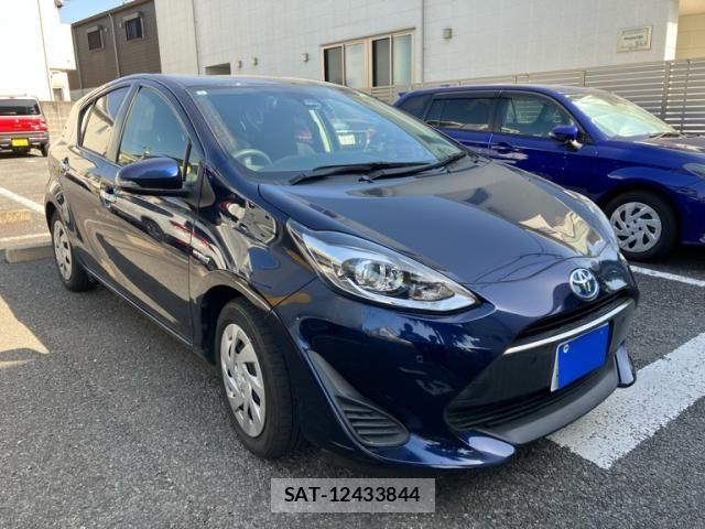 Toyota AQUA 2019-06 7057437-1