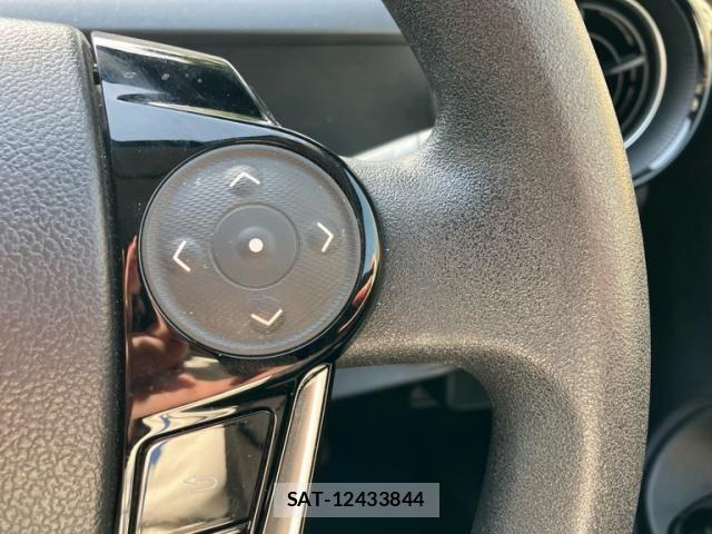 Toyota AQUA 2019-06 7057437-20