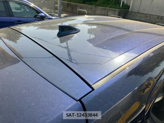 Toyota AQUA 2019-06 7057437-4