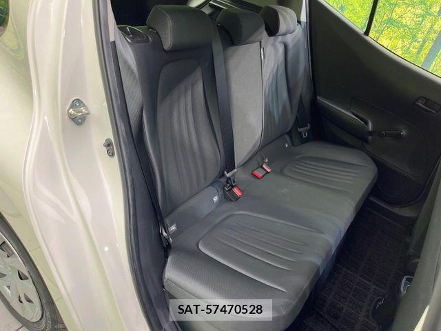 Toyota AQUA 2021-08 7057421-9