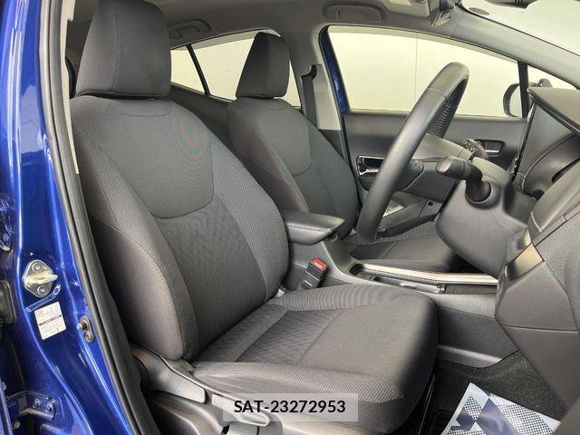 Toyota AQUA 2023-08 7057410-9