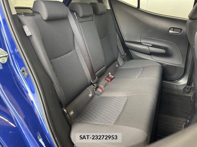 Toyota AQUA 2023-08 7057410-10