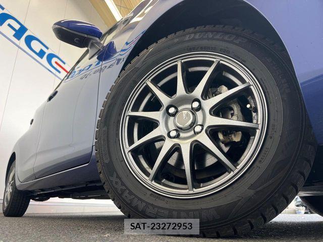 Toyota AQUA 2023-08 7057410-13