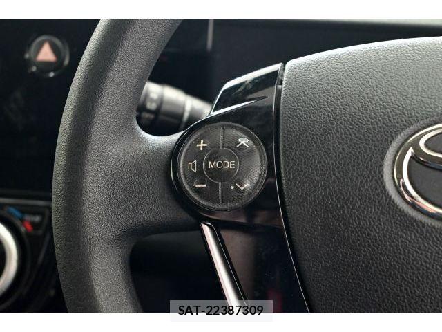 Toyota AQUA 2018-07 7057445-20