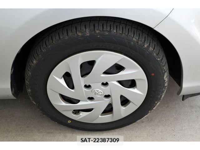 Toyota AQUA 2018-07 7057445-4