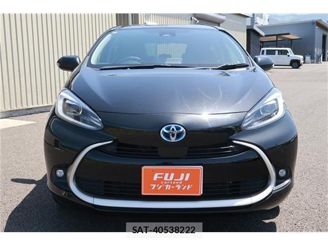 Toyota AQUA 2021-09 7057408-14