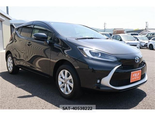 Toyota AQUA 2021-09 7057408-16