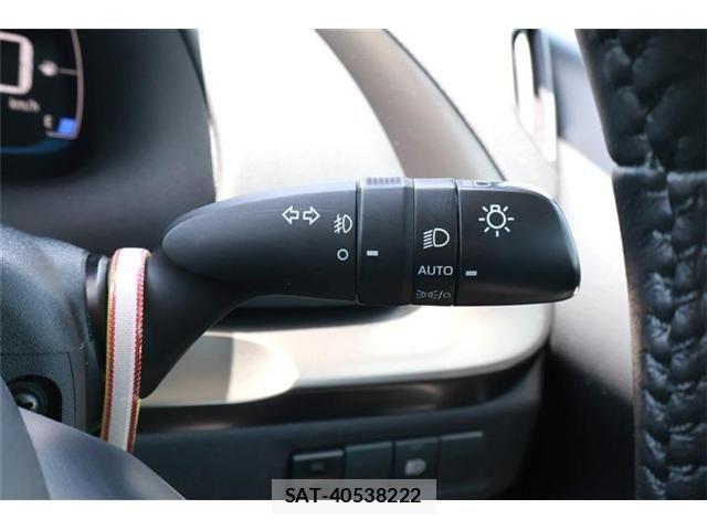 Toyota AQUA 2021-09 7057408-24