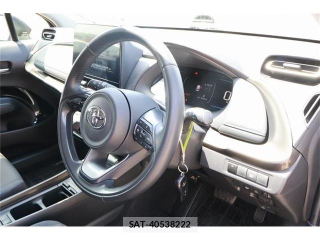 Toyota AQUA 2021-09 7057408-7