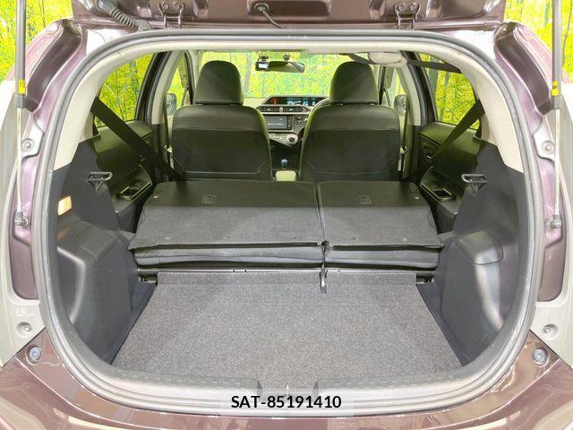 Toyota AQUA 2014-02 7057435-9