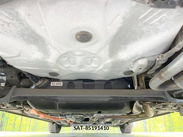 Toyota AQUA 2014-02 7057435-17