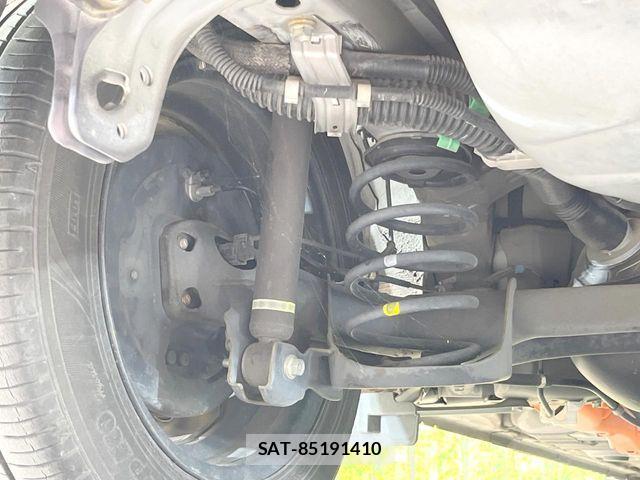 Toyota AQUA 2014-02 7057435-18
