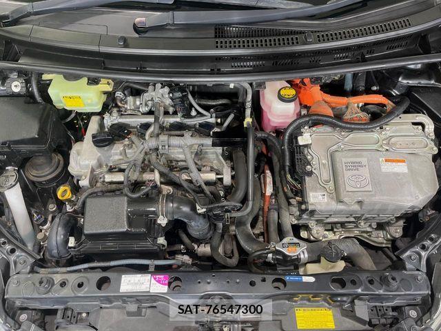 Toyota AQUA 2013-05 7057441-17