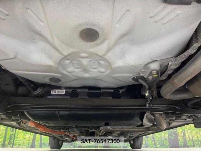 Toyota AQUA 2013-05 7057441-18