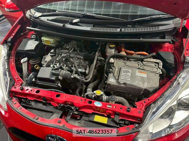 Toyota AQUA 2015-01 7057446-16