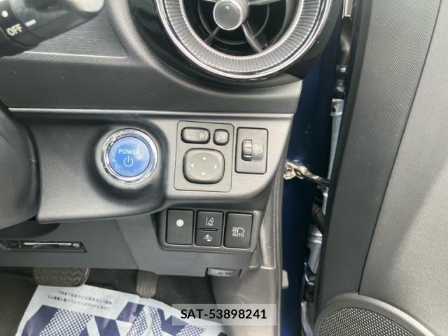Toyota AQUA 2019-03 7057439-15
