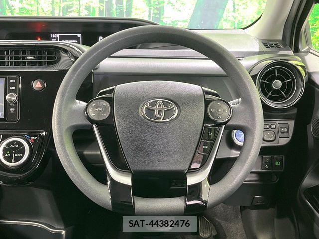 Toyota AQUA 2018-03 7057422-10
