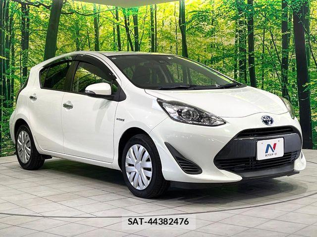 Toyota AQUA 2018-03 7057422-15