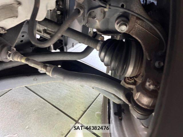 Toyota AQUA 2018-03 7057422-19