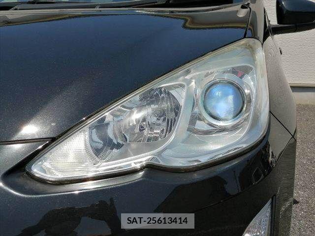 Toyota AQUA 2015-06 7057447-12