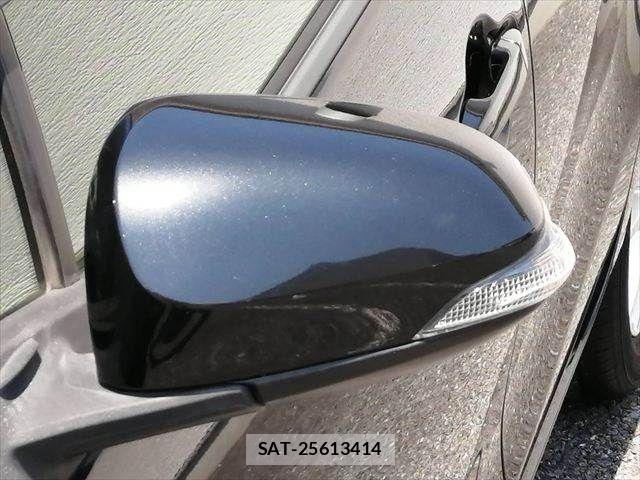 Toyota AQUA 2015-06 7057447-23