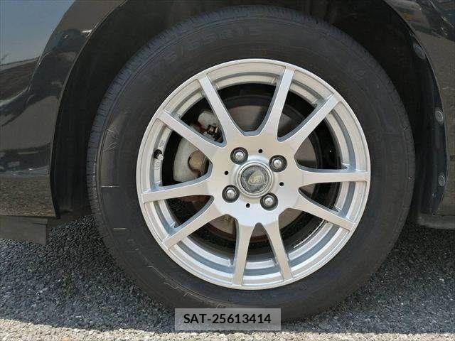 Toyota AQUA 2015-06 7057447-27