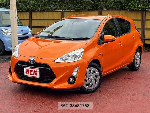 Toyota AQUA 2016-04 7057431-0