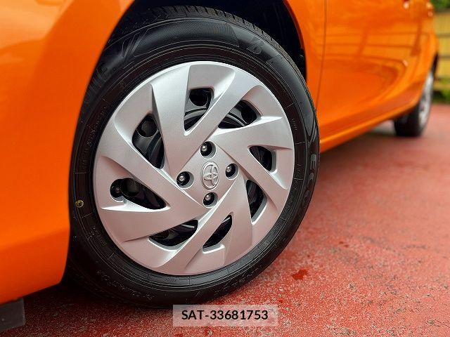 Toyota AQUA 2016-04 7057431-26