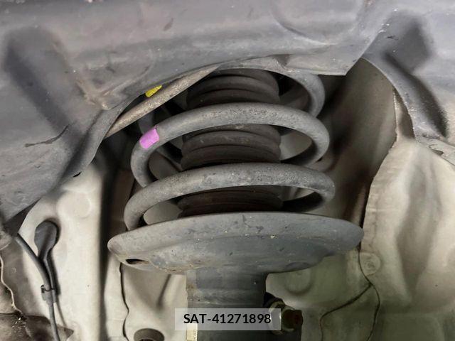Toyota AQUA 2014-01 7057442-19