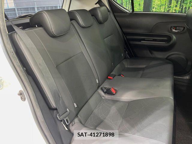 Toyota AQUA 2014-01 7057442-8