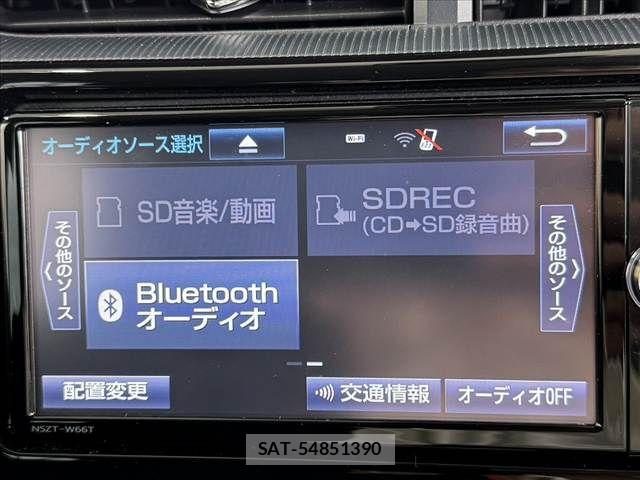 Toyota AQUA 2018-08 7057427-21