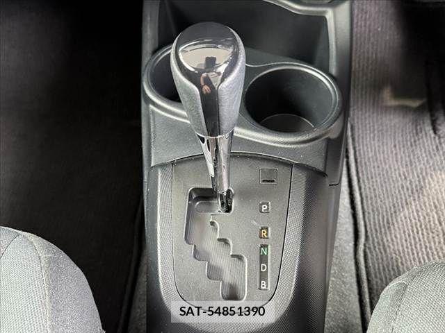 Toyota AQUA 2018-08 7057427-23