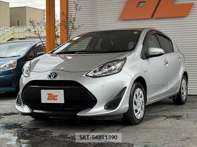 Toyota AQUA 2018-08 7057427-7