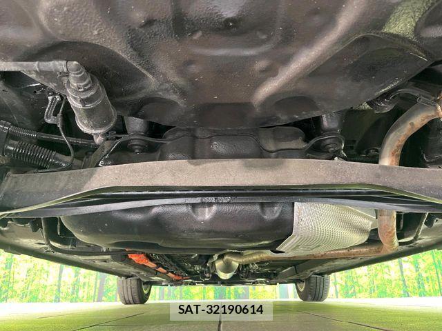 Toyota AQUA 2023-05 7057406-18