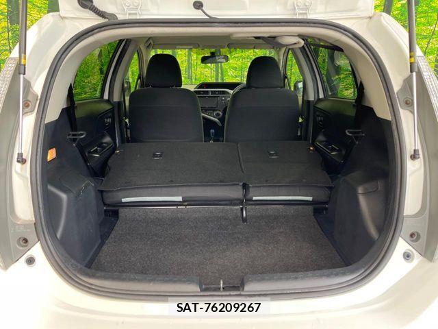 Toyota AQUA 2013-06 7057444-9