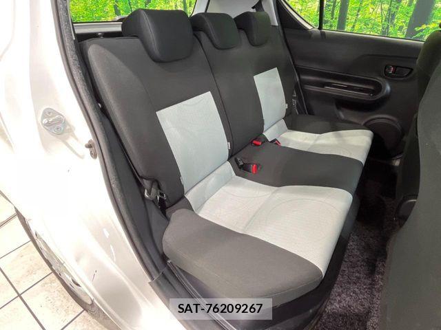 Toyota AQUA 2013-06 7057444-8