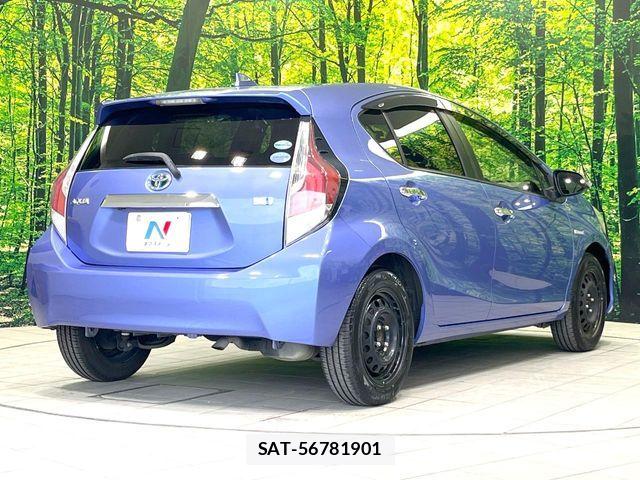 Toyota AQUA 2016-03 7057449-15