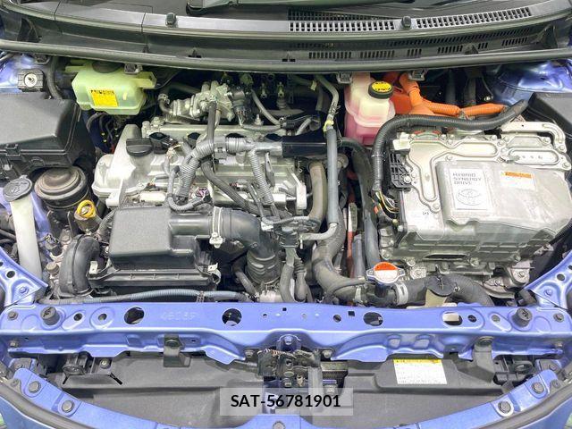 Toyota AQUA 2016-03 7057449-16