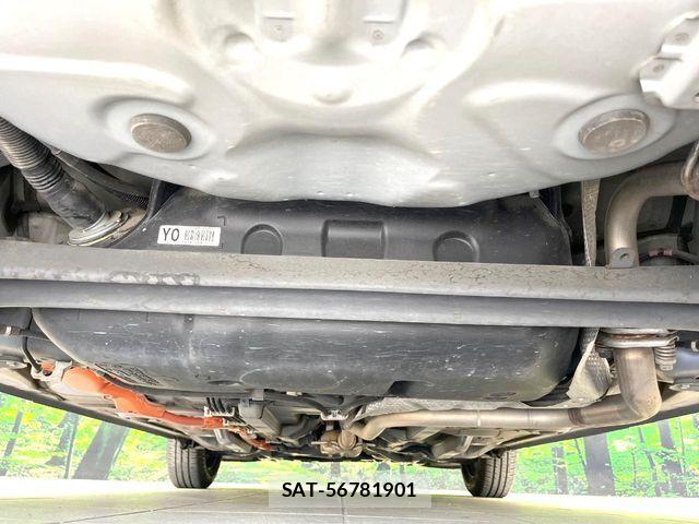 Toyota AQUA 2016-03 7057449-17