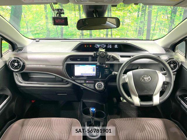 Toyota AQUA 2016-03 7057449-1