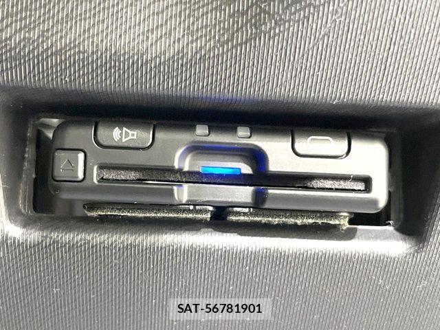 Toyota AQUA 2016-03 7057449-6