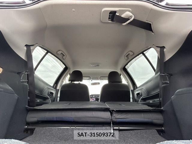 Toyota AQUA 2015-11 7057450-15