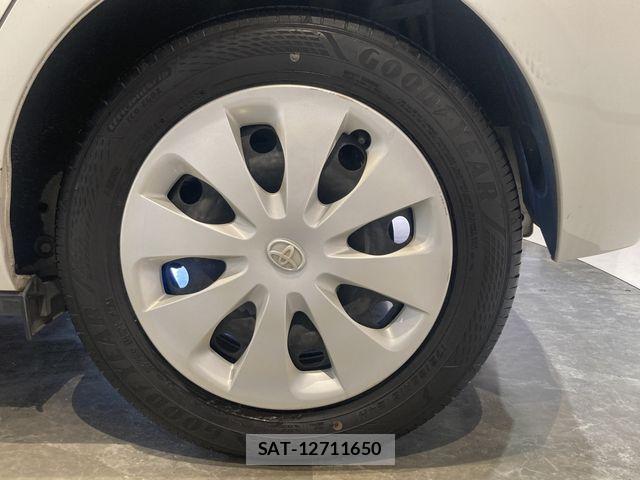 Toyota AQUA 2014-02 7057407-9