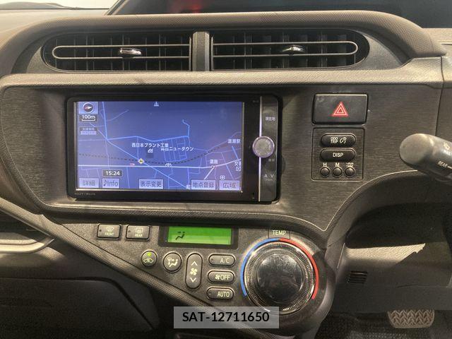 Toyota AQUA 2014-02 7057407-16