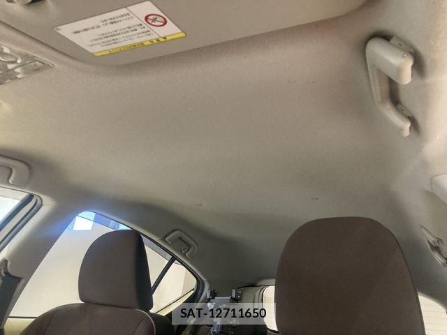 Toyota AQUA 2014-02 7057407-29