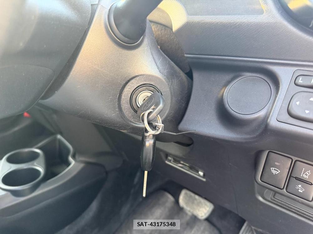 Toyota AQUA 2018 6714479-13