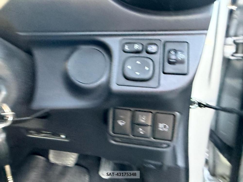 Toyota AQUA 2018 6714479-14
