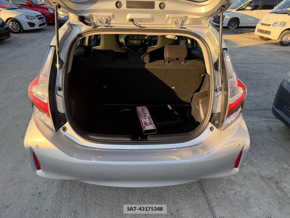 Toyota AQUA 2018 6714479-22