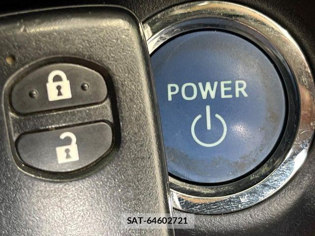 Toyota AQUA 2019-05 7214819-5